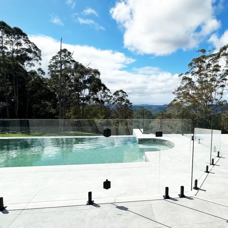 pool fencing glass 