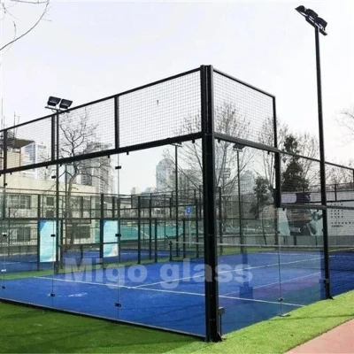 Cúirt Padel a Thógáil